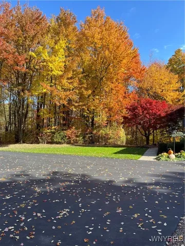 $649,900 | 7353 Ward Road, Boston, NY 14127