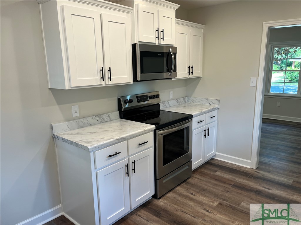 2317 Pinetree Road Savannah, GA 31404 - Photo 3 of 19 Gallery Image 3