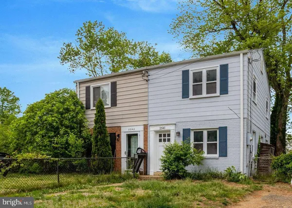 $2,595 | 2340 Fairview Terrace, Alexandria, VA 22303