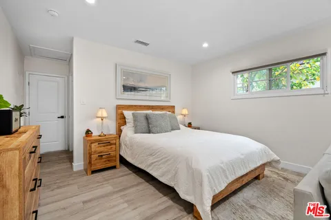 $1,599,000 | 14346 Killion Street, Sherman Oaks, CA 91401