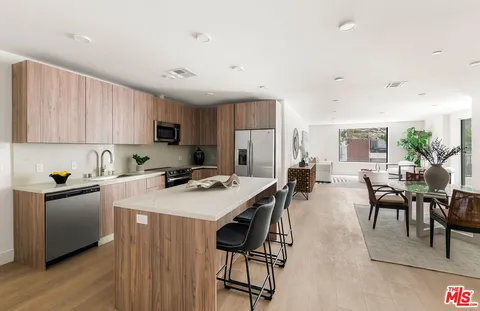 $1,300,000 | 3649 Regal Place, Unit 203, Los Angeles, CA 90068