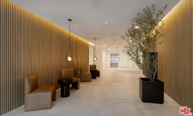 $1,300,000 | 3649 Regal Place, Unit 203, Los Angeles, CA 90068