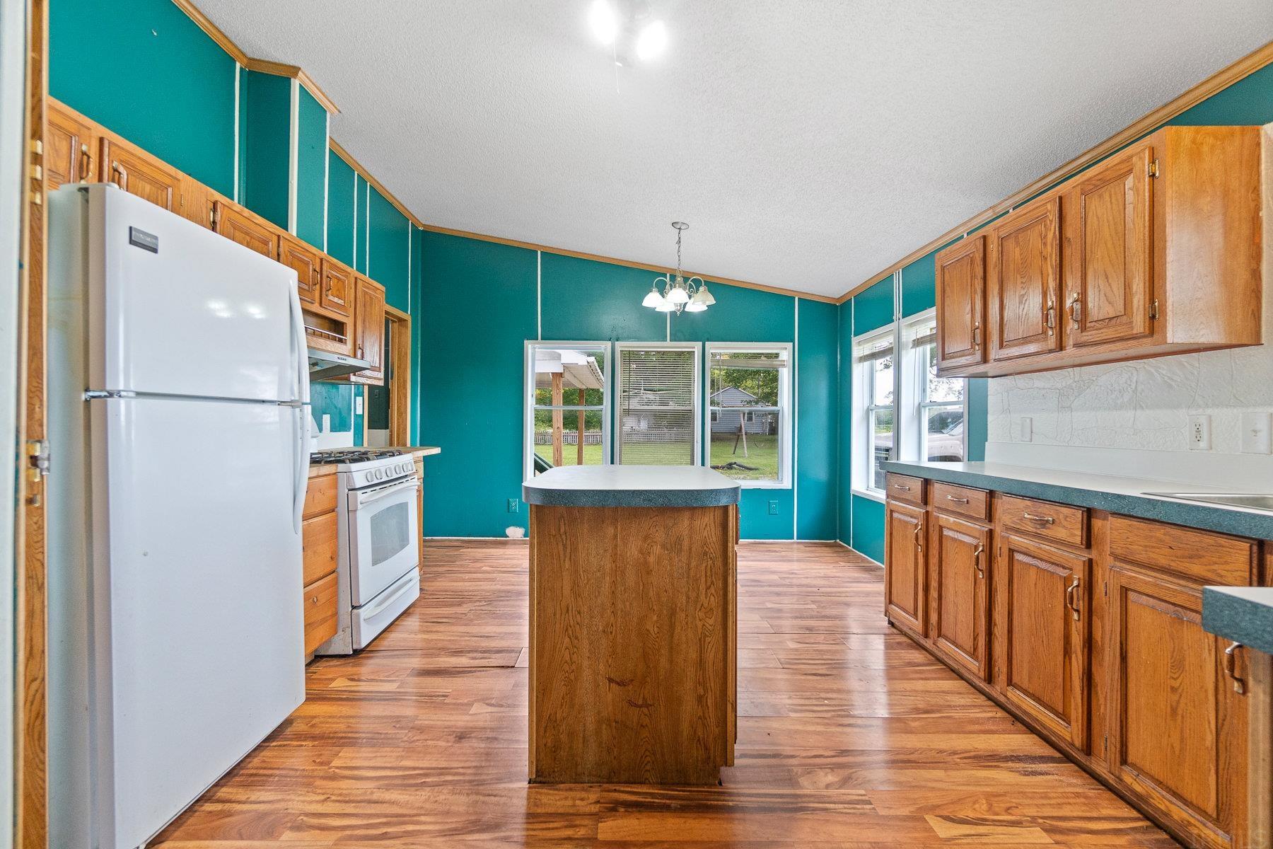 7211 Thompson Road Hoagland, IN 46745 - Photo 15 of 36