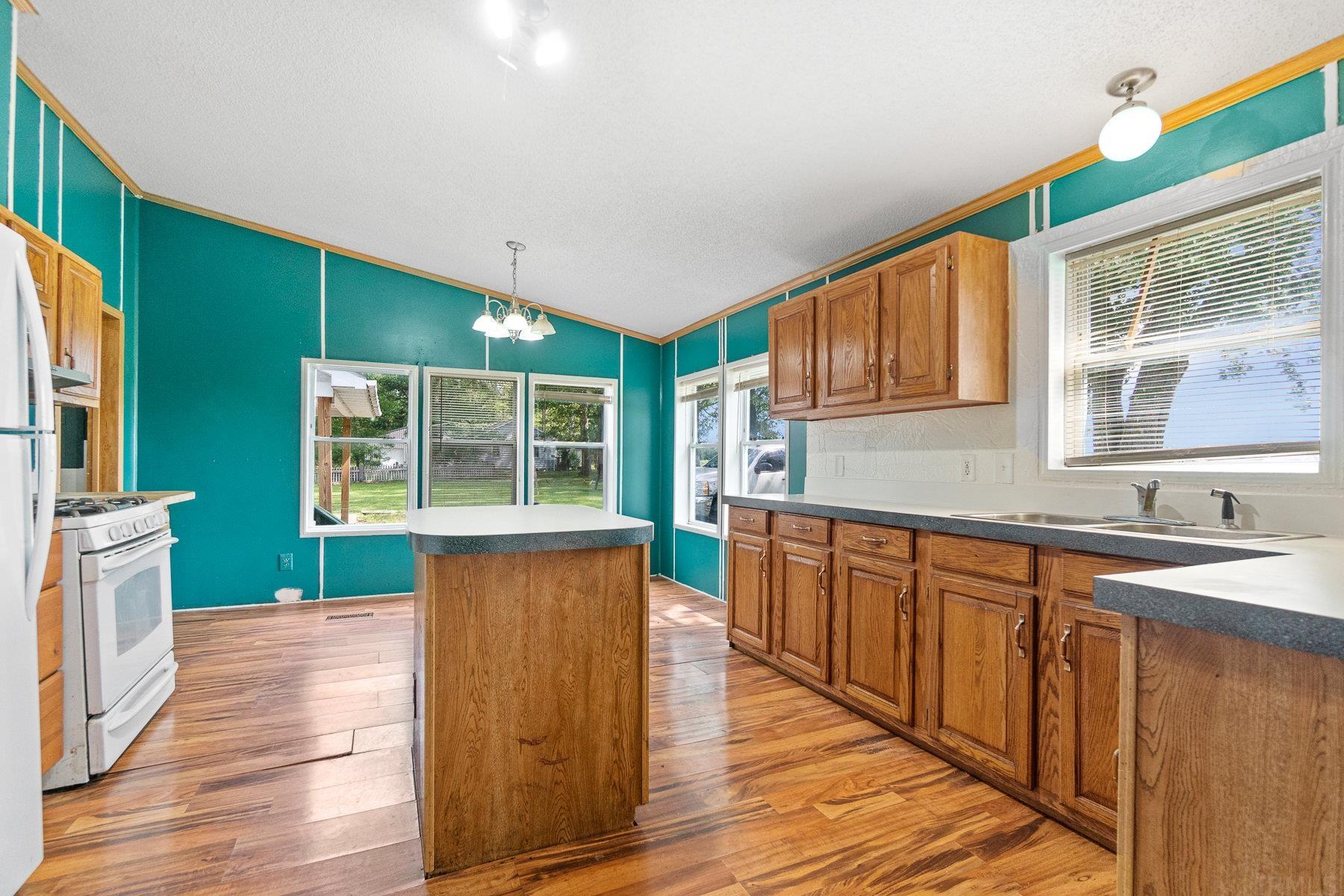 7211 Thompson Road Hoagland, IN 46745 - Photo 19 of 36