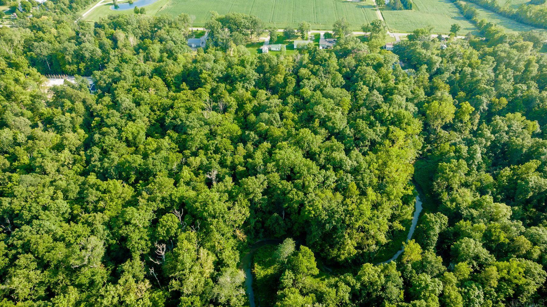 7211 Thompson Road Hoagland, IN 46745 - Photo 4 of 36
