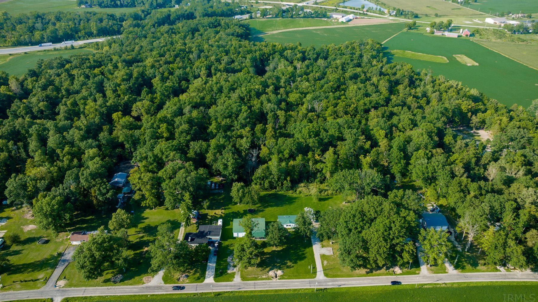 7211 Thompson Road Hoagland, IN 46745 - Photo 5 of 36