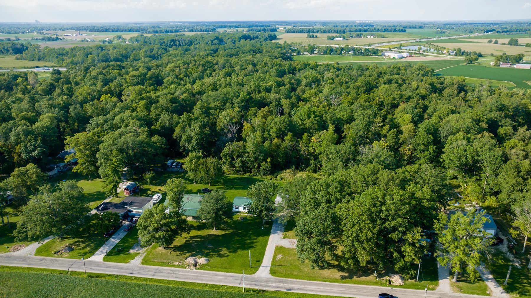 7211 Thompson Road Hoagland, IN 46745 - Photo 6 of 36