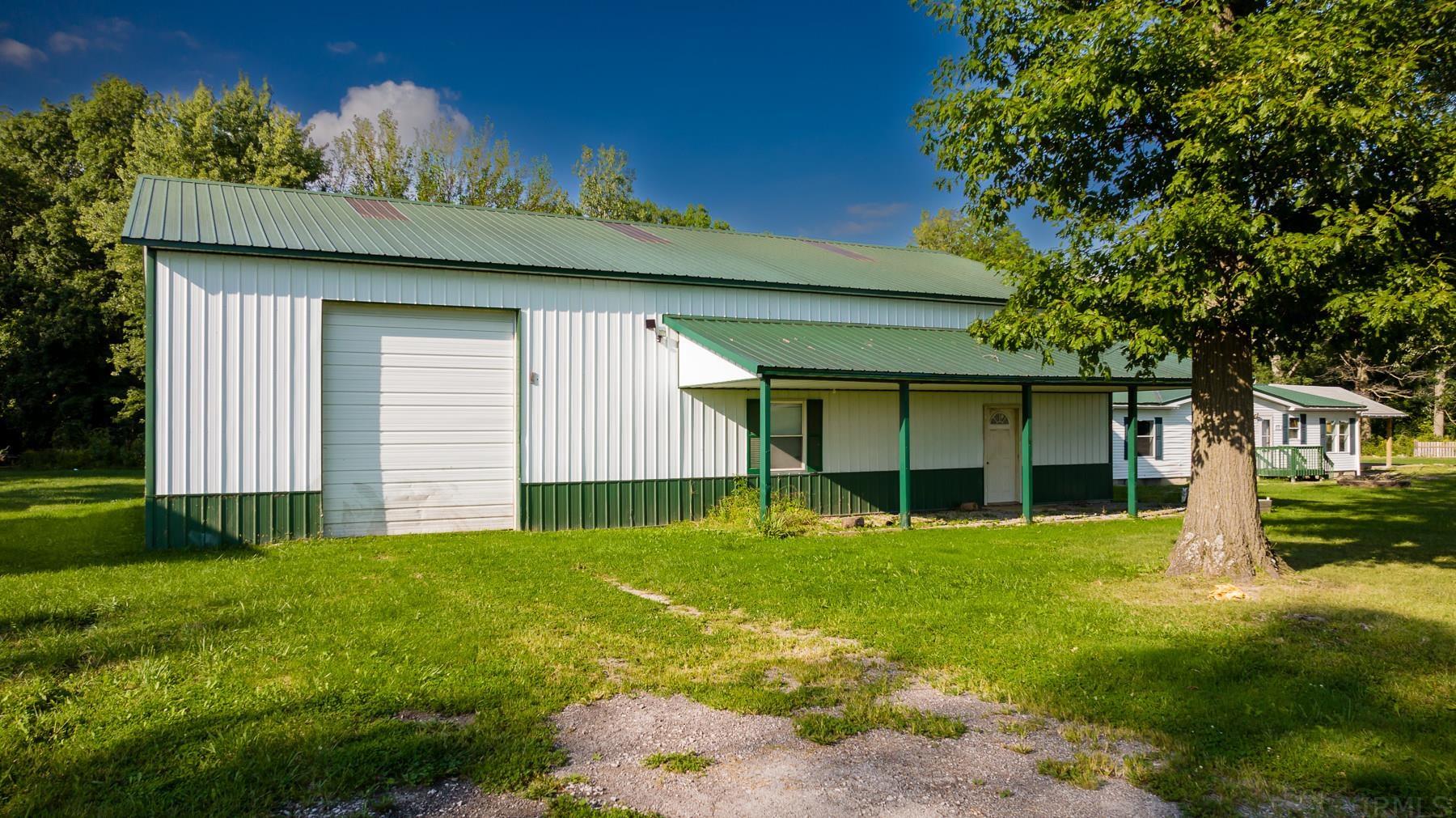 7211 Thompson Road Hoagland, IN 46745 - Photo 9 of 36