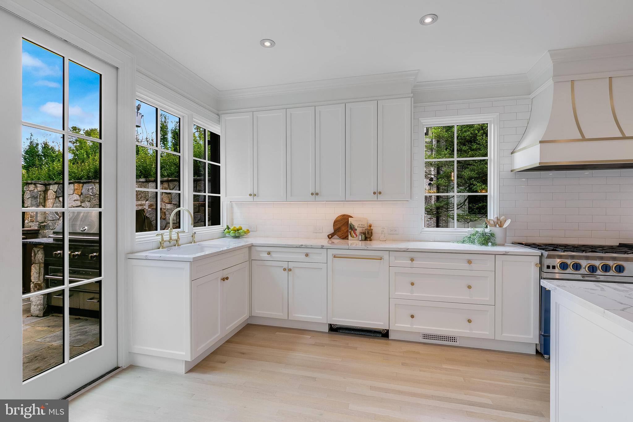 5033 Tilden Street Northwest Washington, DC 20016 - Photo 26 of 85