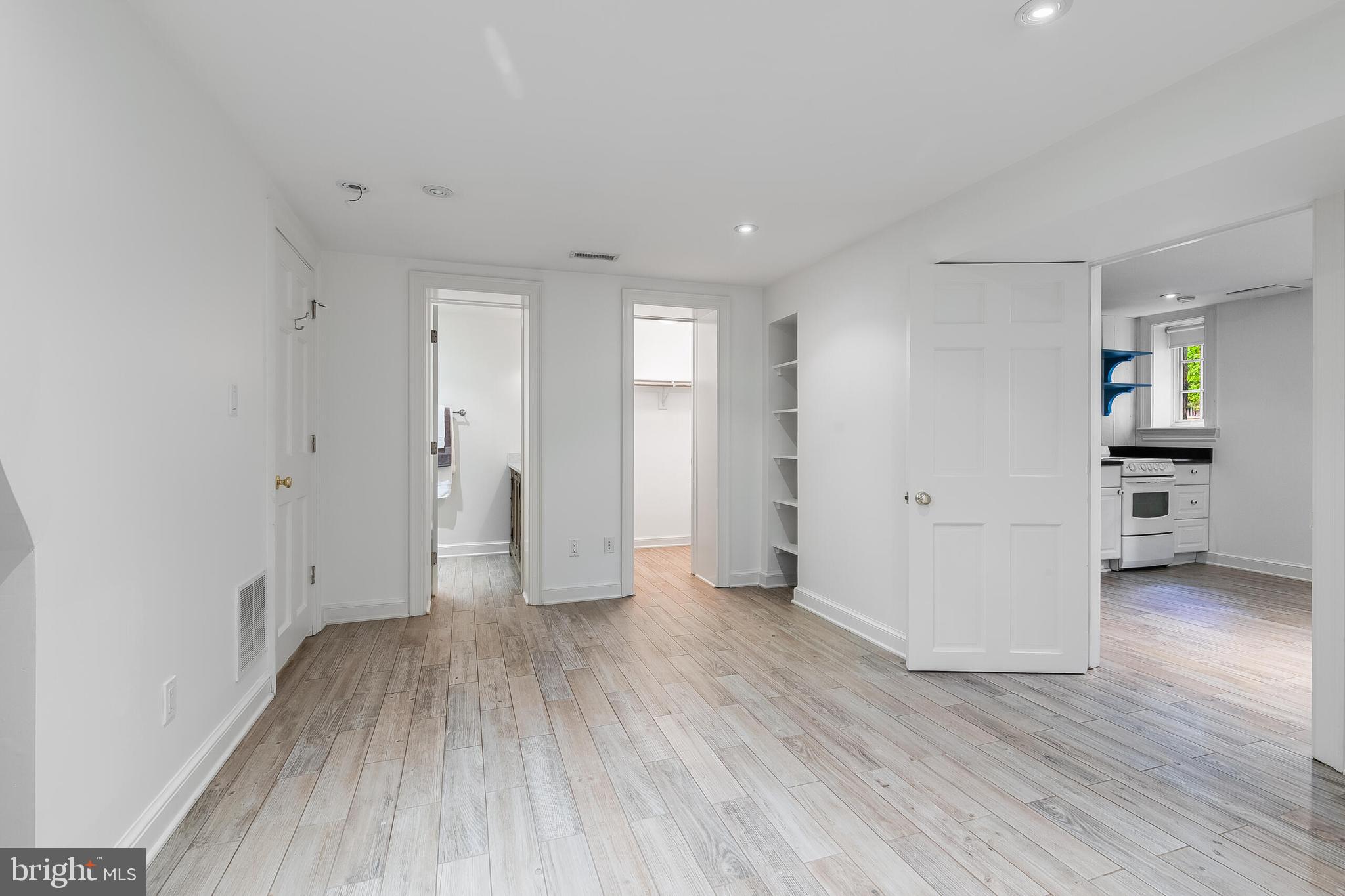 5033 Tilden Street Northwest Washington, DC 20016 - Photo 66 of 85