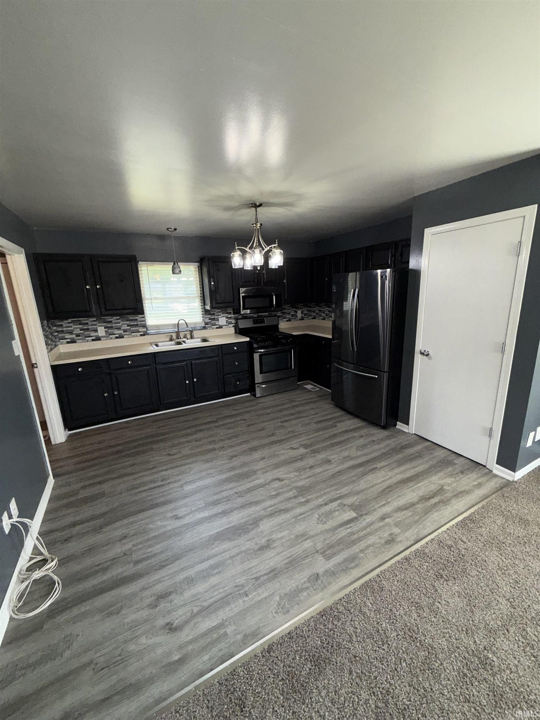 708 Line Street Evansville, IN 47713 - Photo 3 of 11 Gallery Image 3