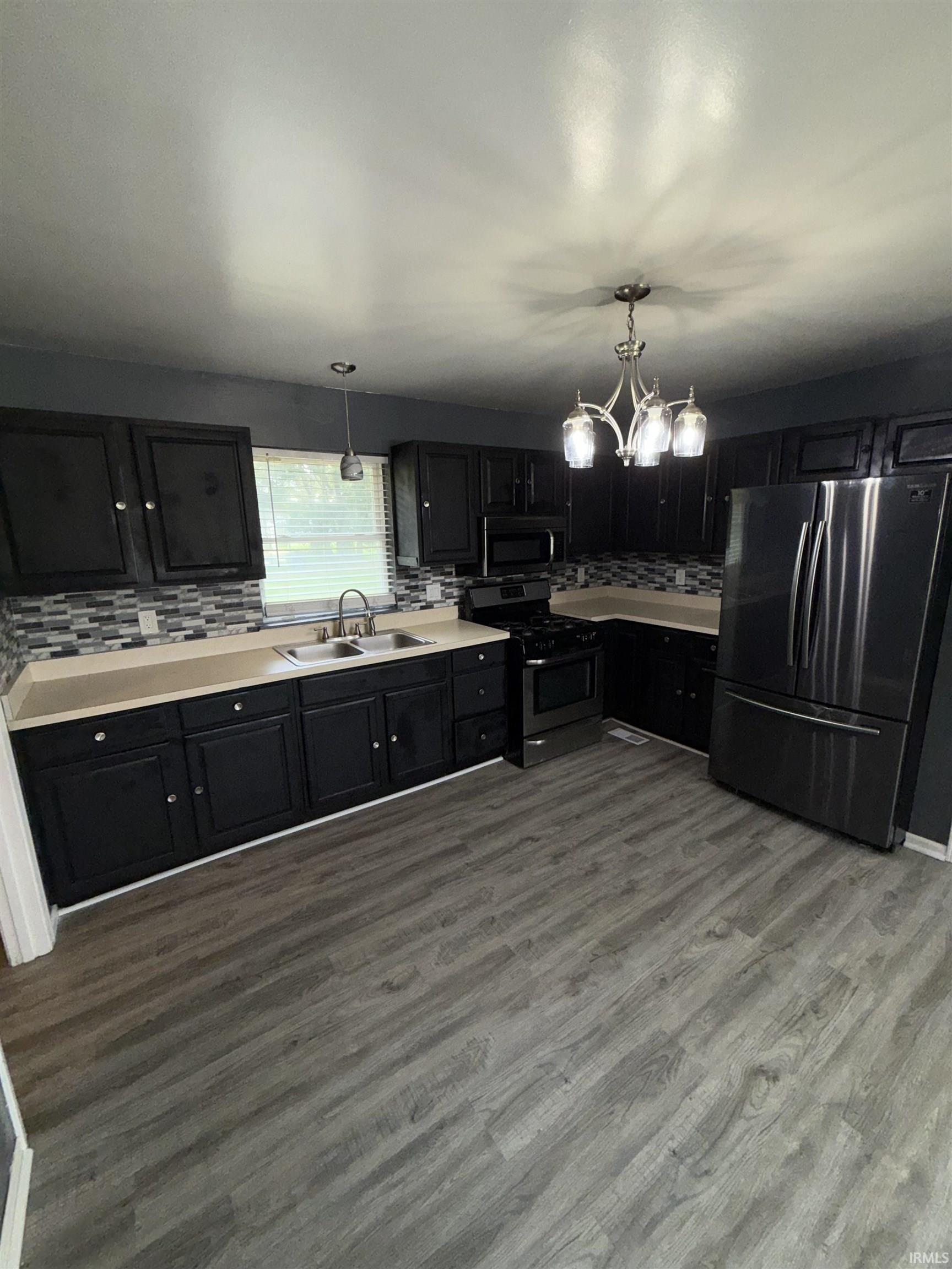 708 Line Street Evansville, IN 47713 - Photo 4 of 11 Gallery Image 4