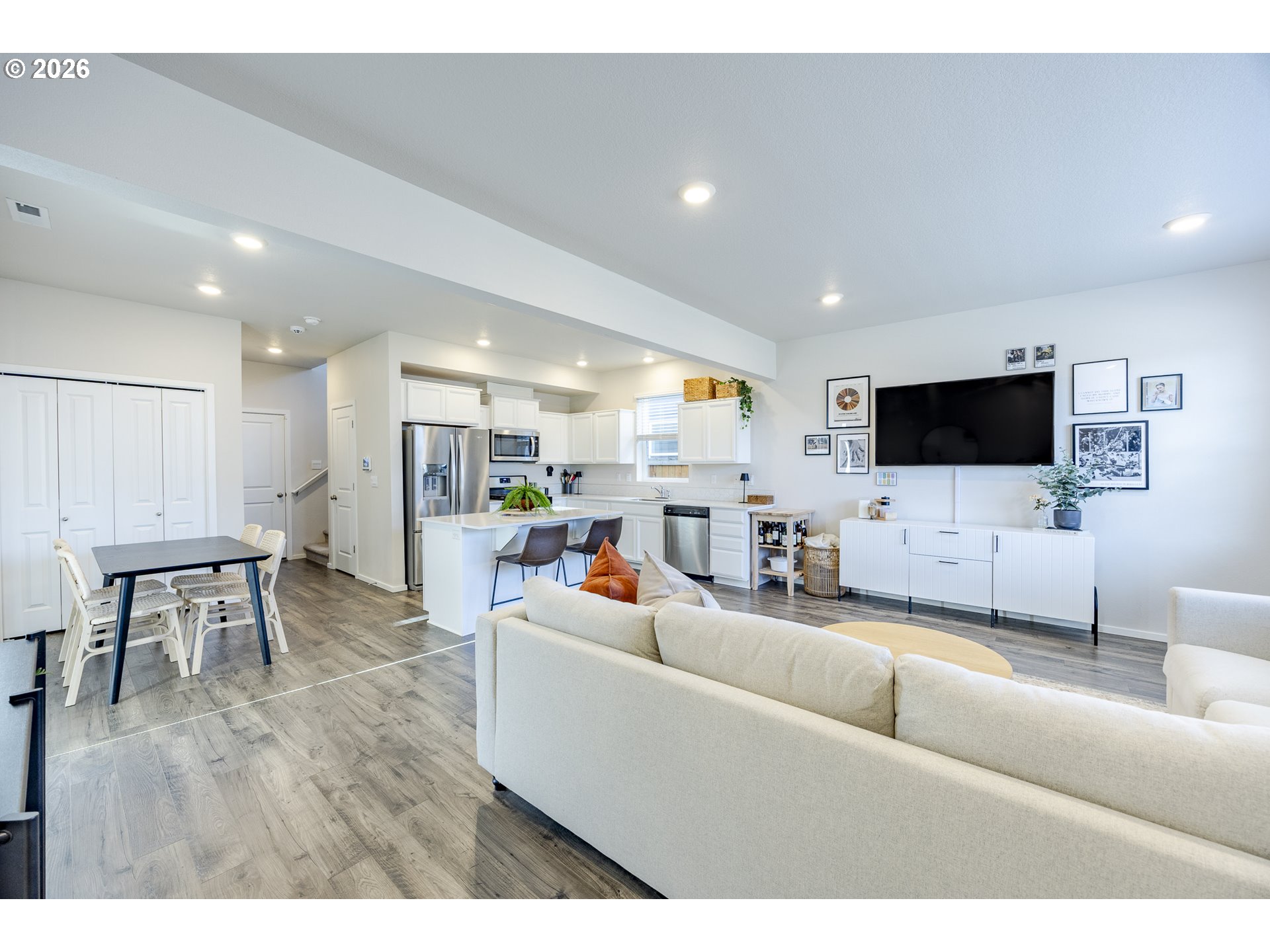 2886 W Street Springfield, OR 97477 - Photo 5 of 44