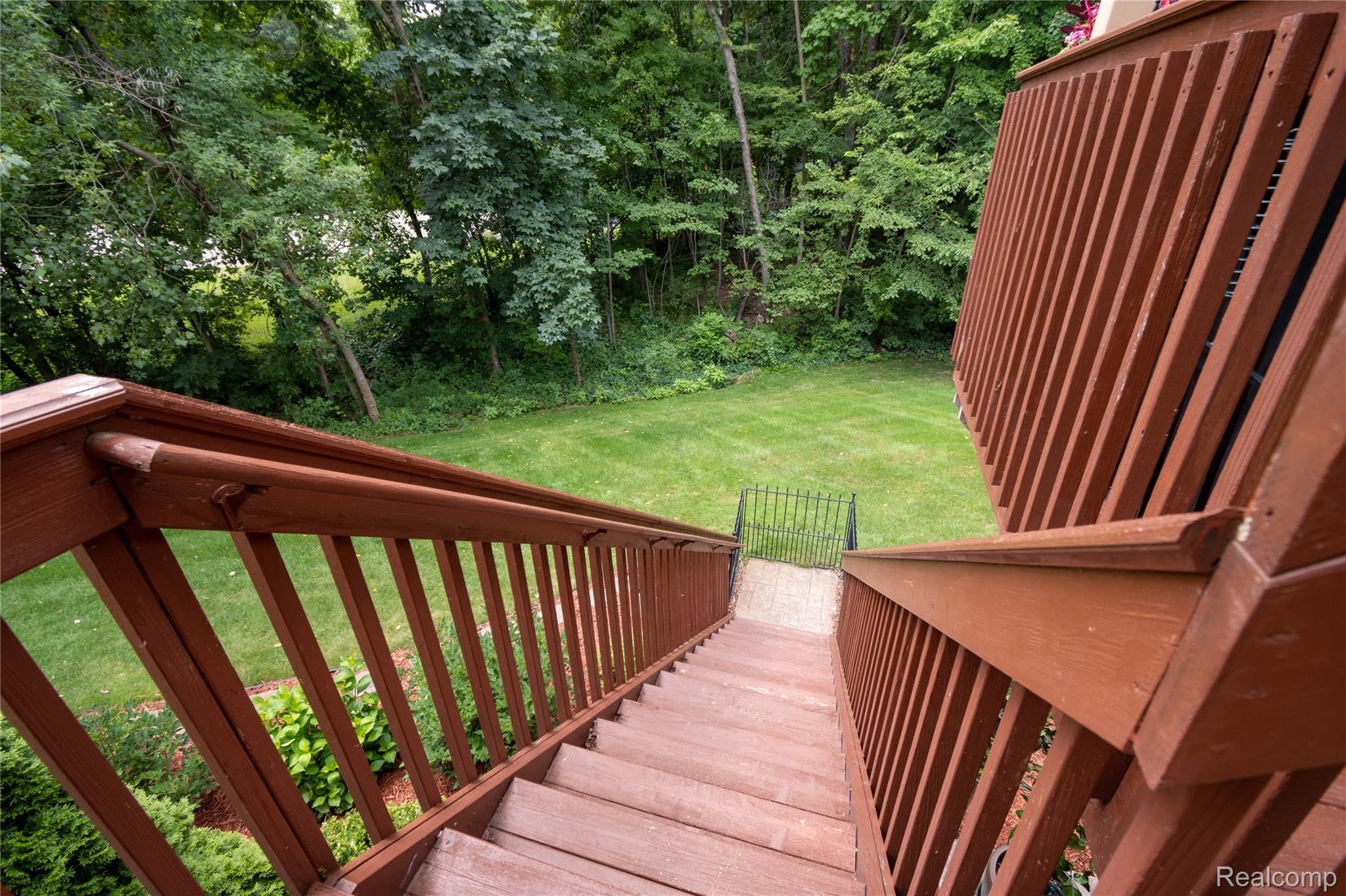 9449 Quail Ridge Run Brighton, MI 48114 - Photo 64 of 71 DSC_0952.jpg