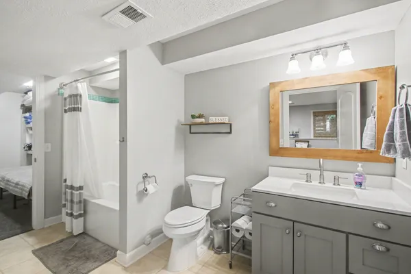 $824,900 | 2300 Perry Street, Holland, MI 49424