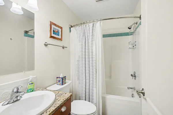 $824,900 | 2300 Perry Street, Holland, MI 49424
