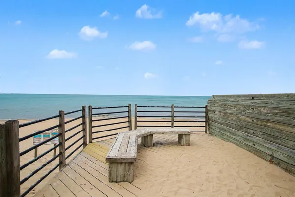 $824,900 | 2300 Perry Street, Holland, MI 49424