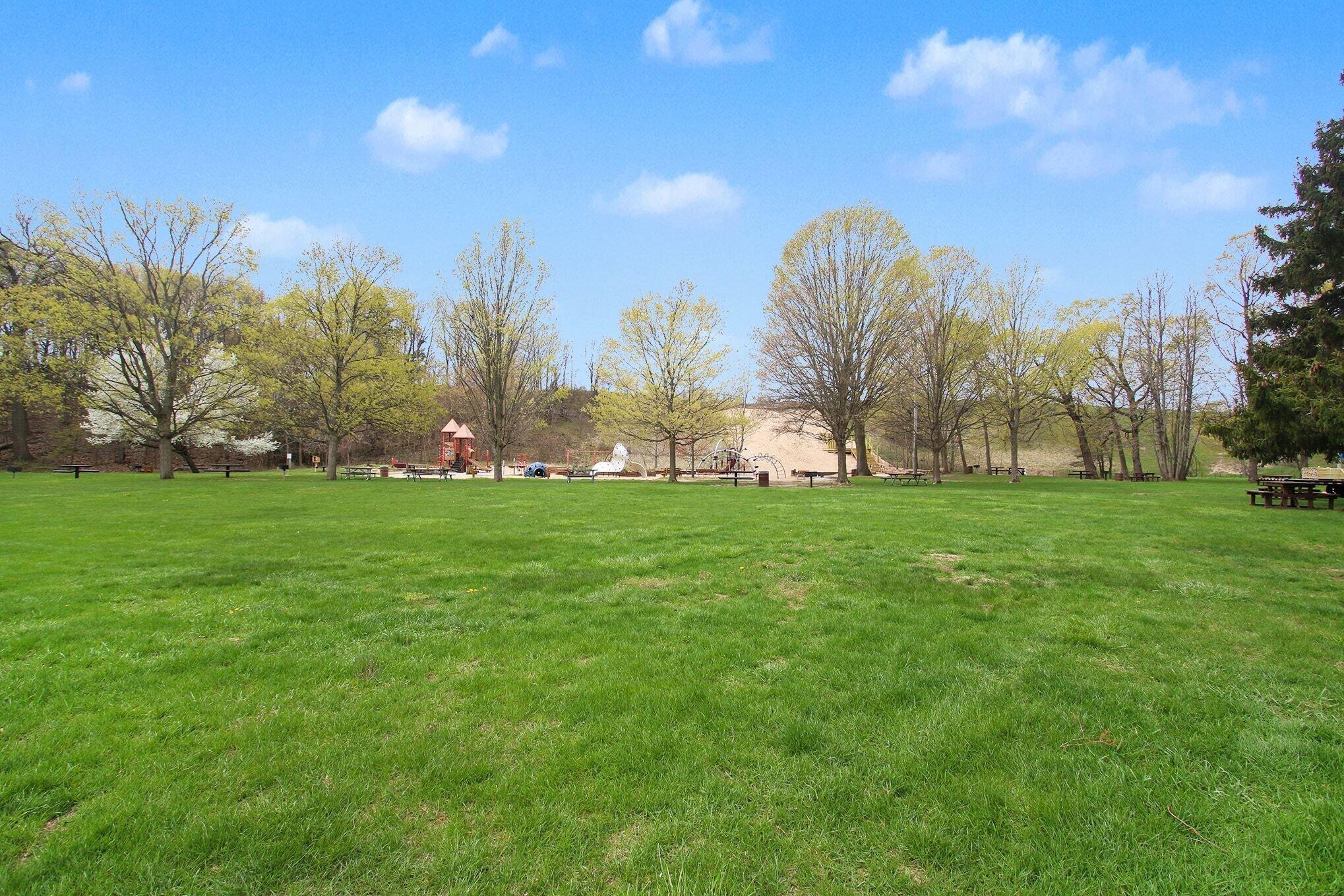 2300 Perry Street Holland, MI 49424 - Photo 40 of 51 047_file_1042