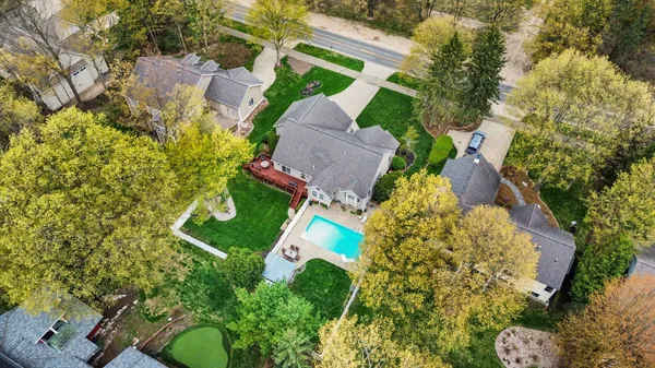 $824,900 | 2300 Perry Street, Holland, MI 49424