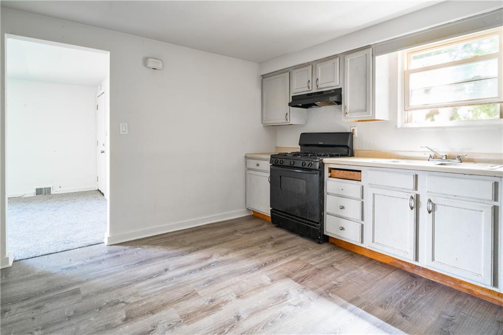 9534 Glendale Road Pittsburgh, PA 15235 - Photo 10 of 16 Gallery Image 10