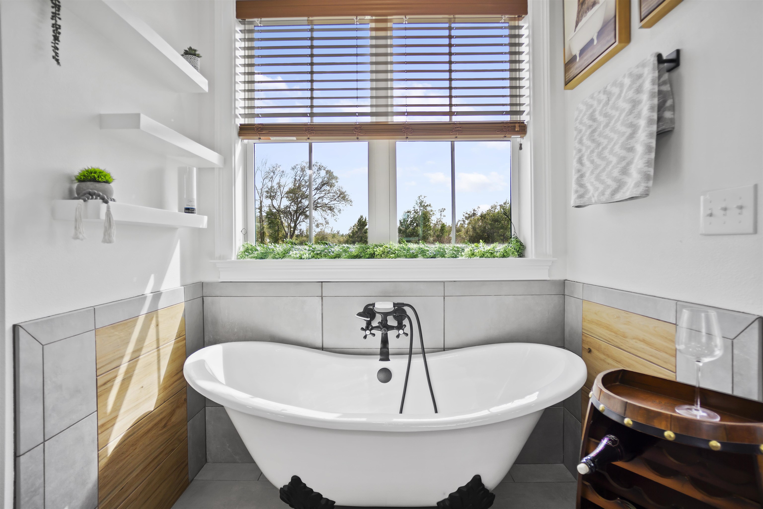 13502 Northwest Odell Owens Road Bristol, FL 32321 - Photo 17 of 40