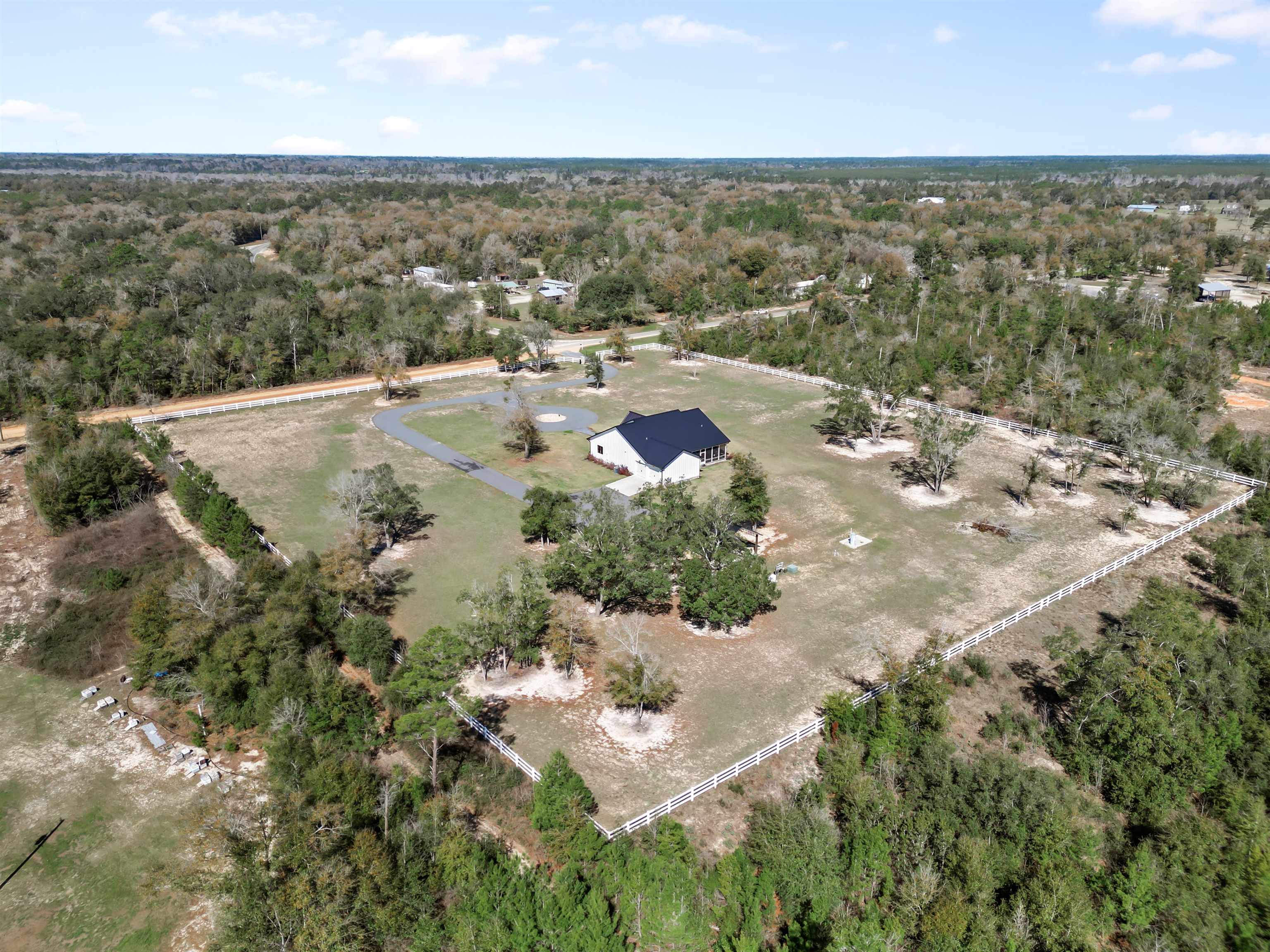 13502 Northwest Odell Owens Road Bristol, FL 32321 - Photo 3 of 40