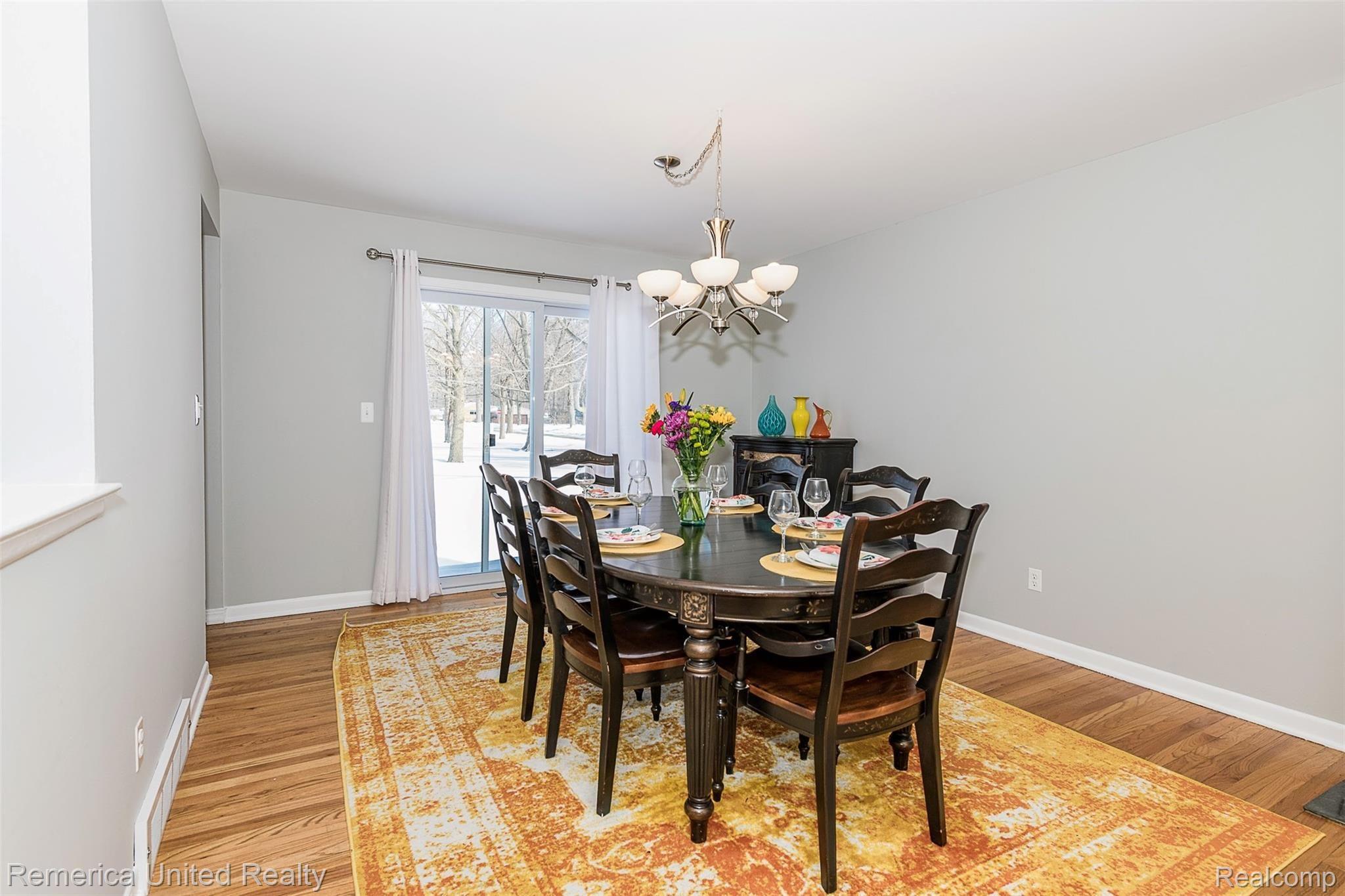 8216 Concord Road Grosse Ile, MI 48138 - Photo 9 of 36 DSC_6845.jpg
