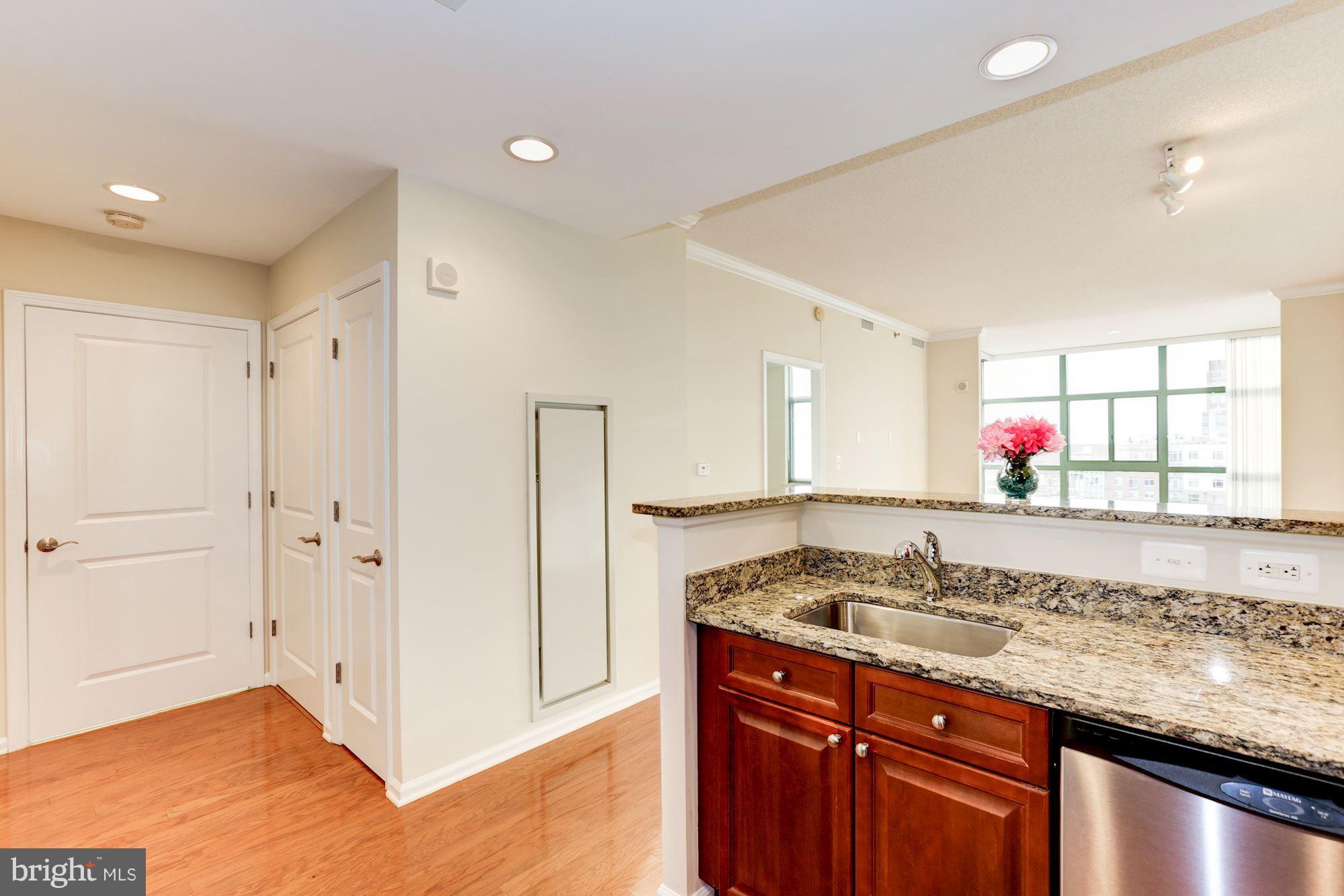 11700 Old Georgetown Road, Unit 503 North Bethesda, MD 20852 - Photo 5 of 28 Gallery Image 5
