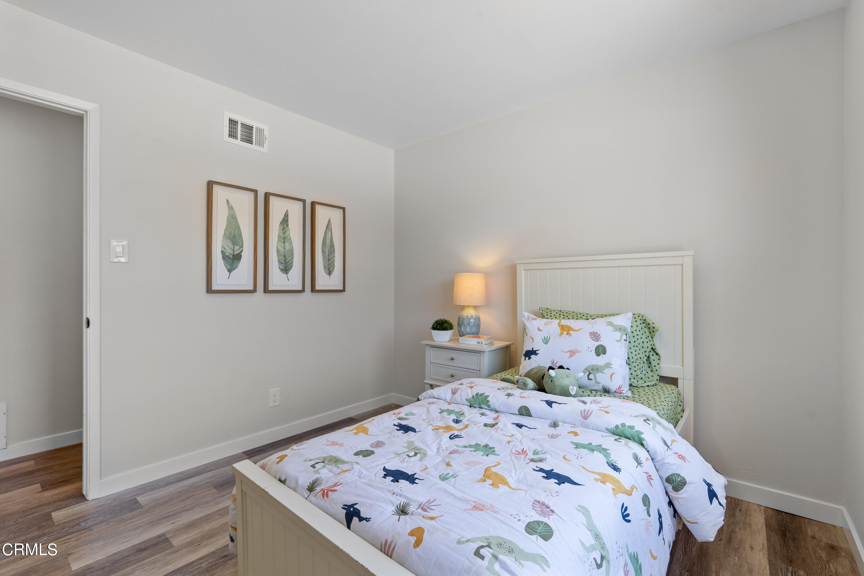 1007 Appleton Road Simi Valley, CA 93065 - Photo 19 of 29 a bedroom with a bed and a window