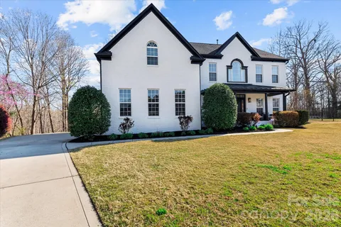 $729,999 | 1840 Sapona Court, Unit 219, Denver, NC 28037