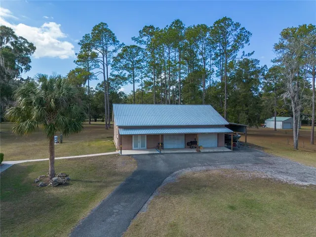 $745,000 | 5250 Northeast 160th Avenue, Williston, FL 32696
