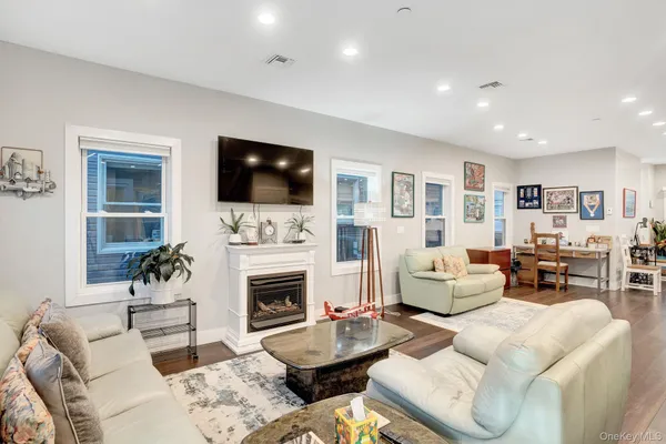 $949,000 | 124 Beach Avenue, Bellmore, NY 11710