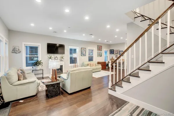 $949,000 | 124 Beach Avenue, Bellmore, NY 11710