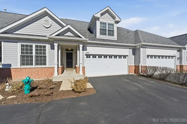 $474,900 | 869 Cambridge Drive, Batavia, IL 60510