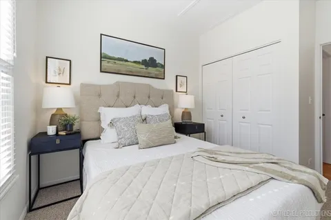 $474,900 | 869 Cambridge Drive, Batavia, IL 60510