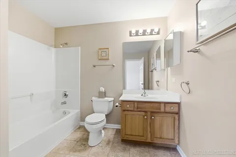 $474,900 | 869 Cambridge Drive, Batavia, IL 60510