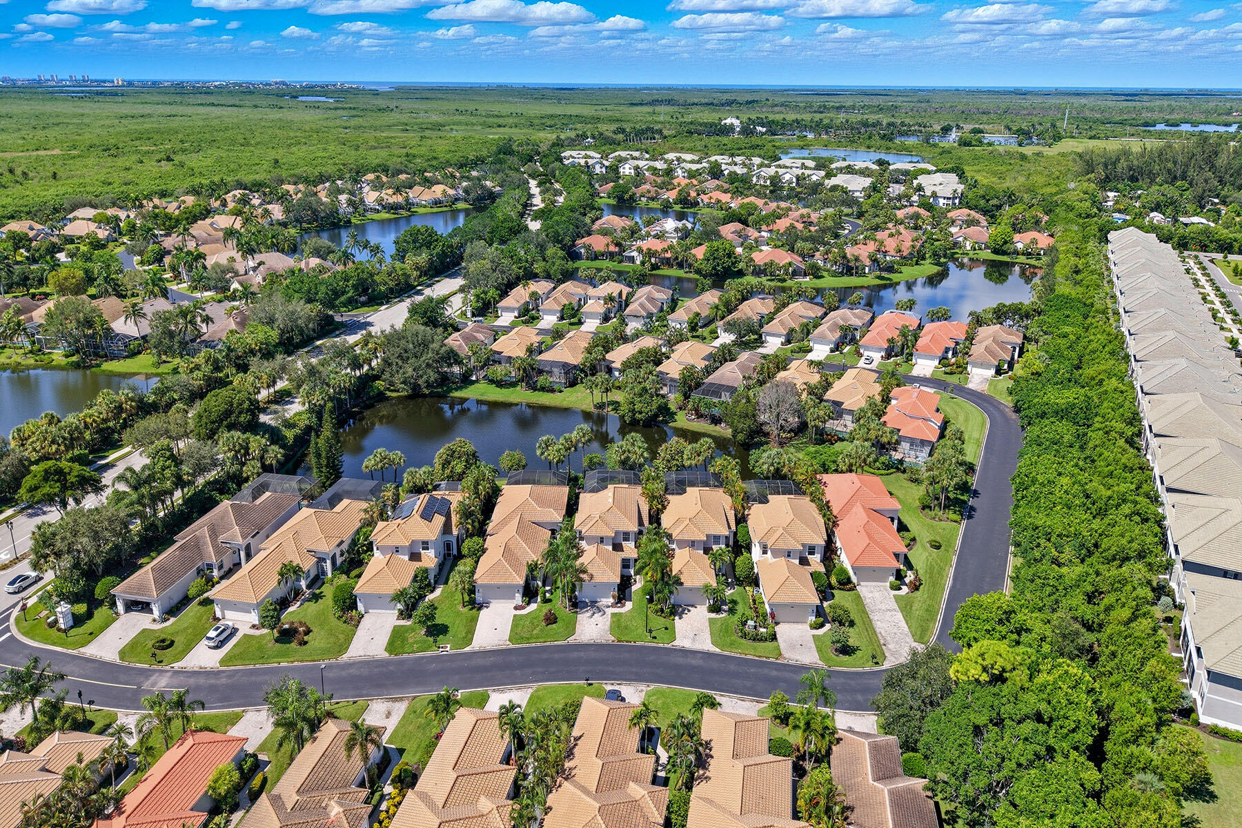 8582 Peppertree Way Naples, FL 34114 - Photo 35 of 50