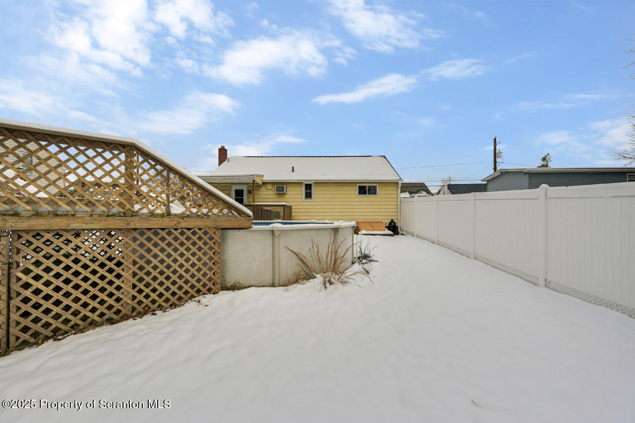 113 Taroli Street Old Forge, PA 18518 - Photo 36 of 41 a view of a terrace