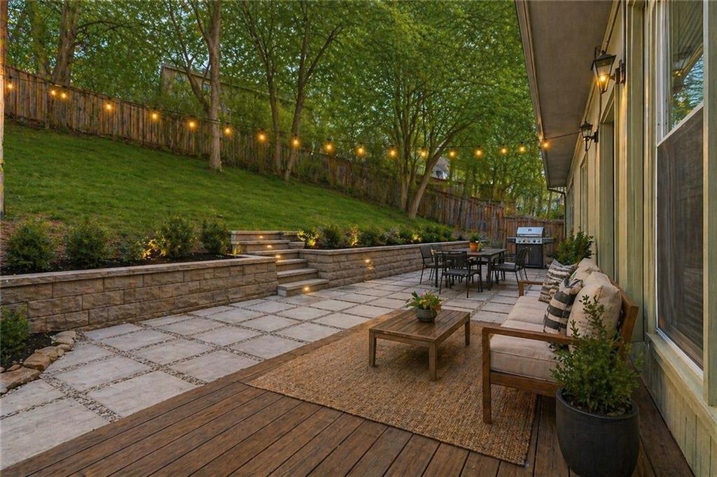 7618 Constance Street Lenexa, KS 66216 - Photo 5 of 50