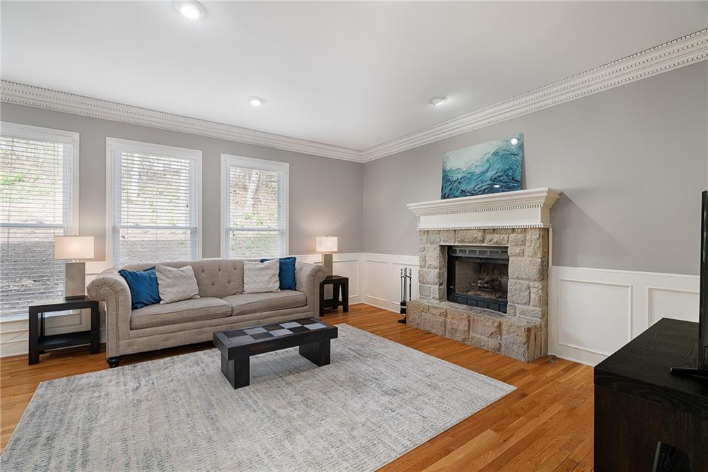 7618 Constance Street Lenexa, KS 66216 - Photo 10 of 50