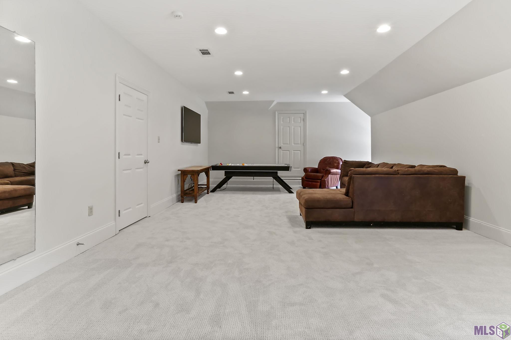 10753 Oakline Drive Baton Rouge, LA 70809 - Photo 23 of 31