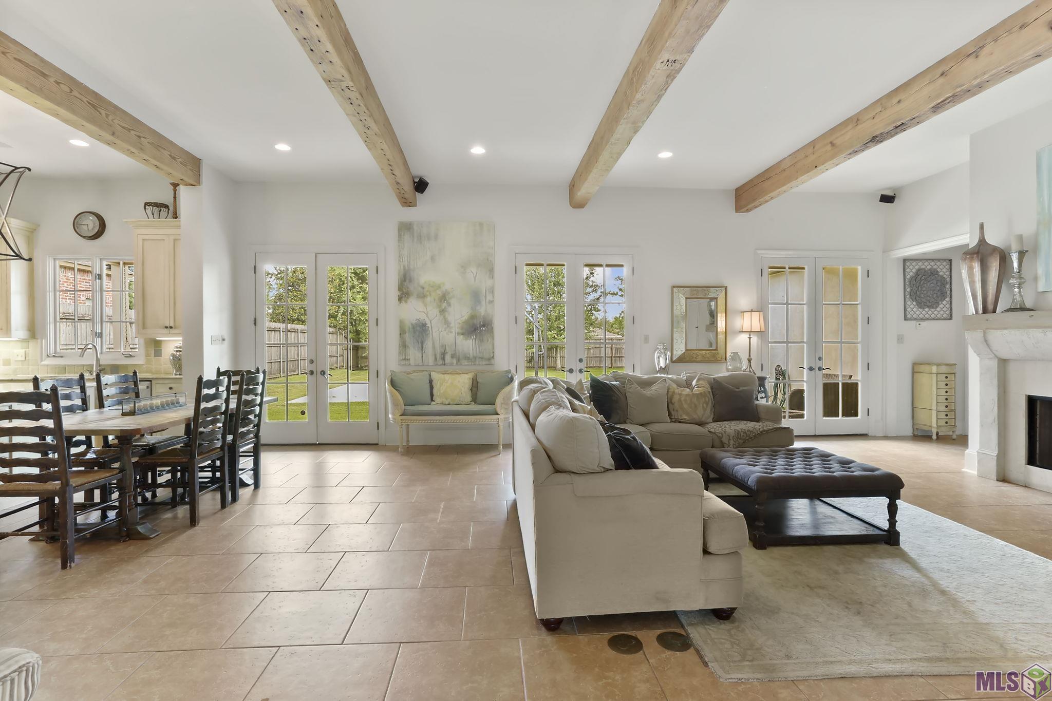 10753 Oakline Drive Baton Rouge, LA 70809 - Photo 5 of 31