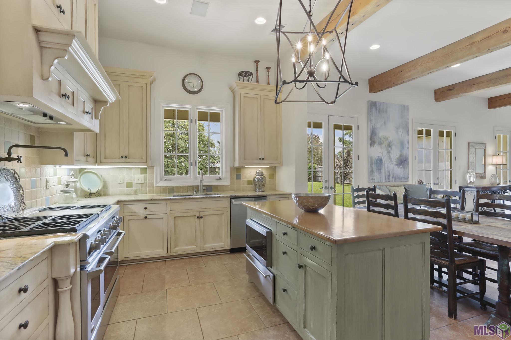 10753 Oakline Drive Baton Rouge, LA 70809 - Photo 8 of 31