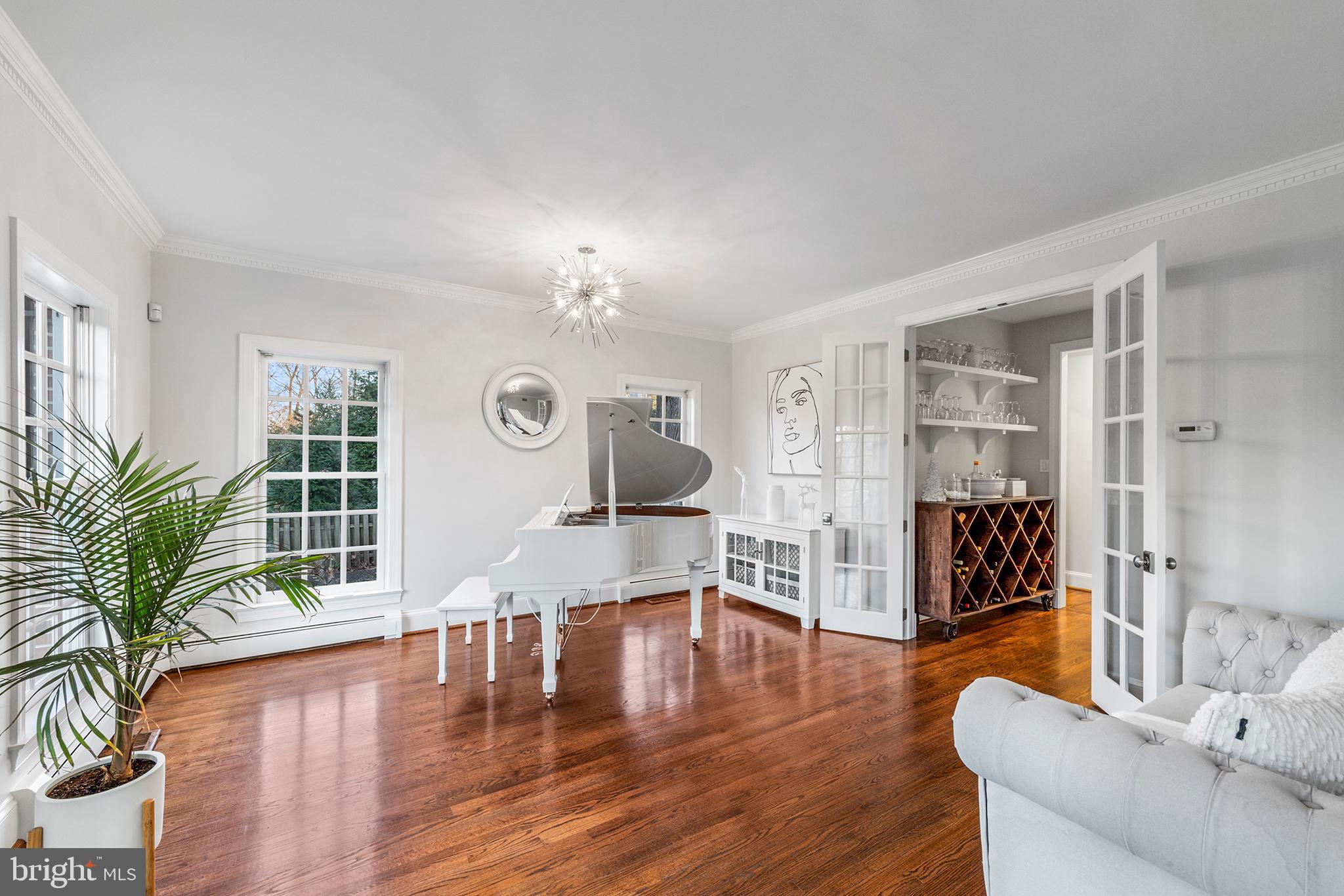 460 Loucroft Road Haddonfield, NJ 08033 - Photo 8 of 57