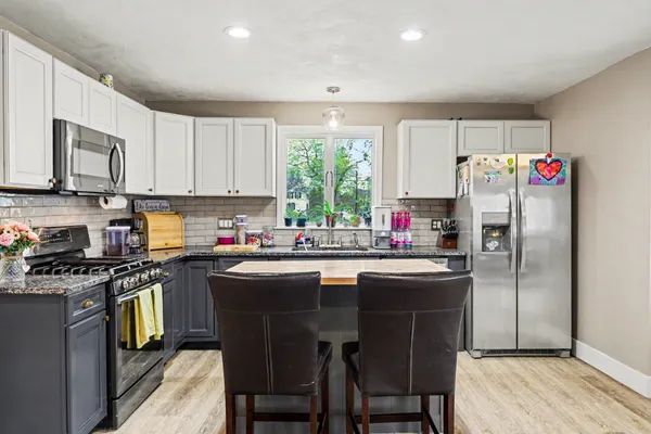 $280,000 | 112 West Spruce Street, Marshall, MI 49068