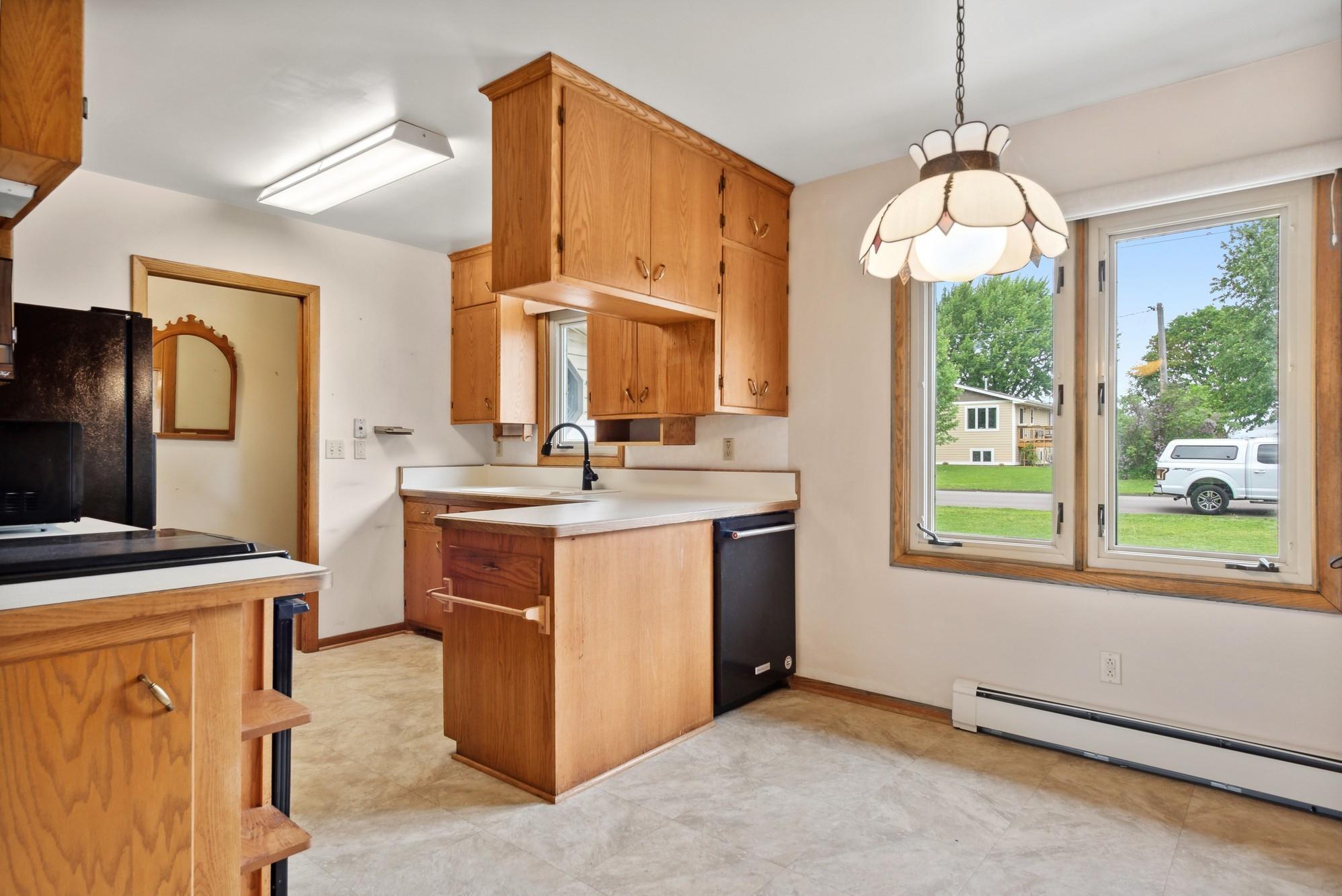 11565 Riverview Road Northeast Hanover, MN 55341 - Photo 4 of 21 Gallery Image 4