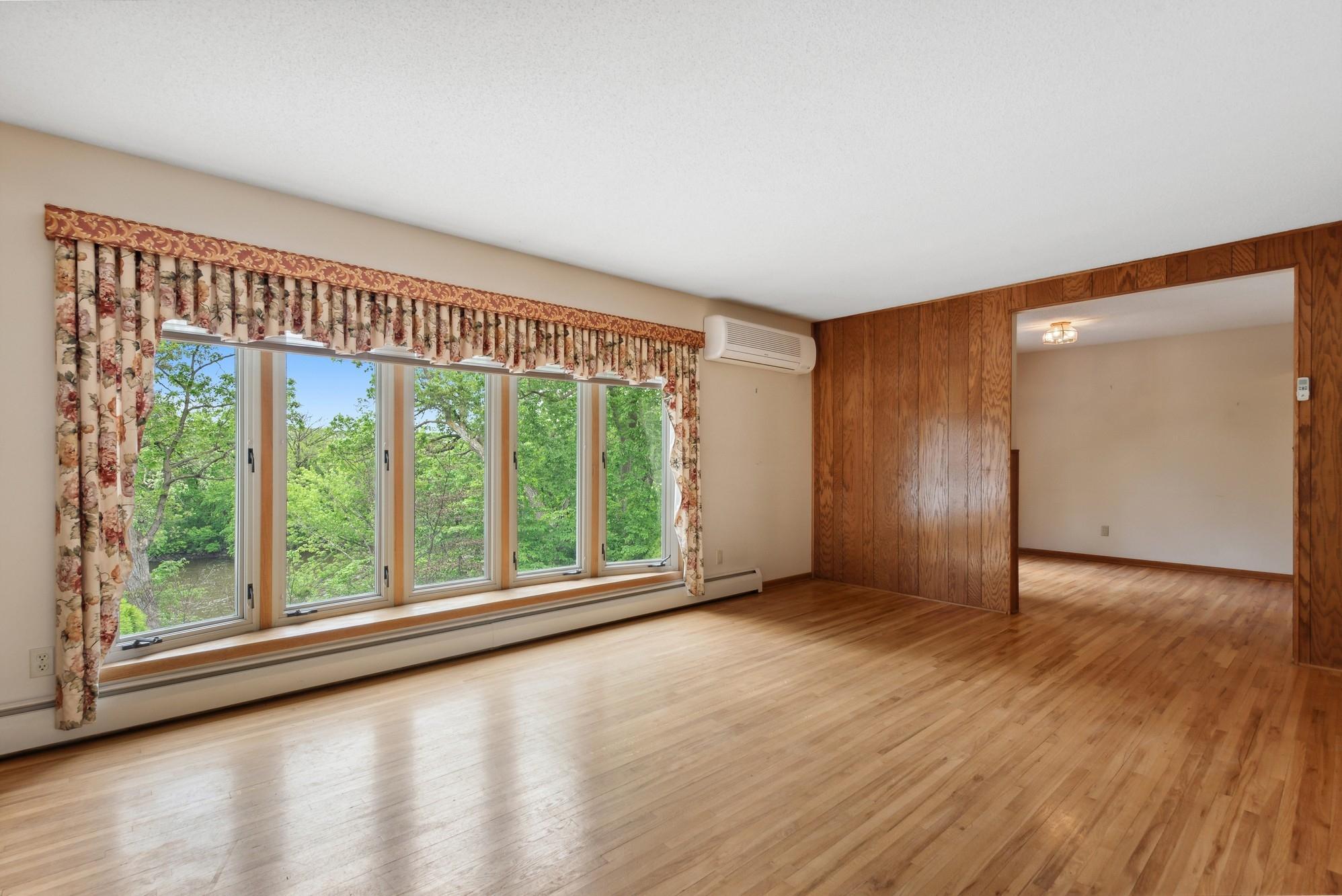 11565 Riverview Road Northeast Hanover, MN 55341 - Photo 5 of 21 Gallery Image 5