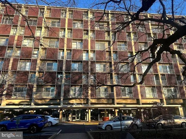 $245,500 | 800 4th Street Southwest, Unit S325, Washington, DC 20024