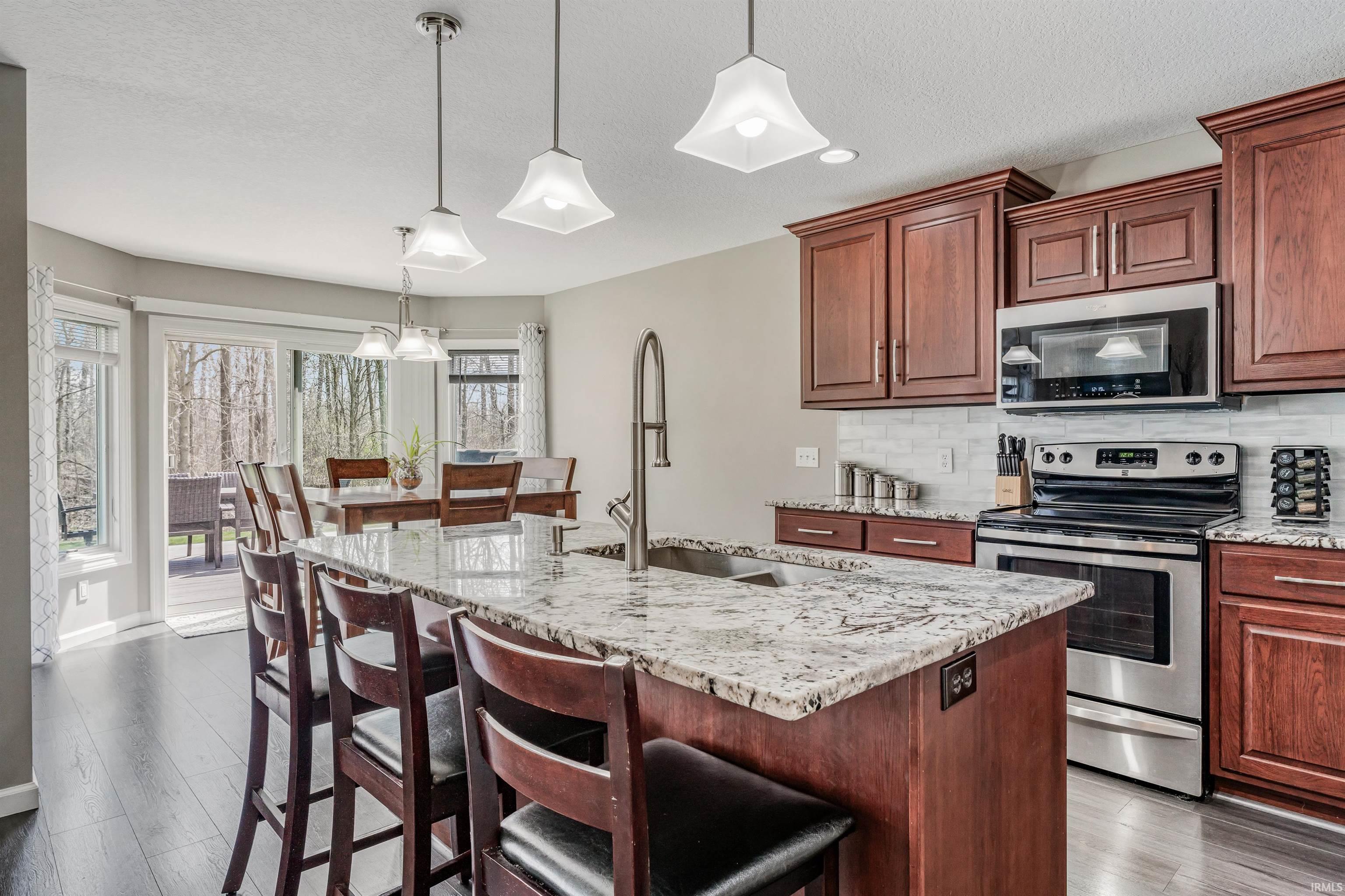 11640 Carroll Cove Fort Wayne, IN 46818 - Photo 11 of 36