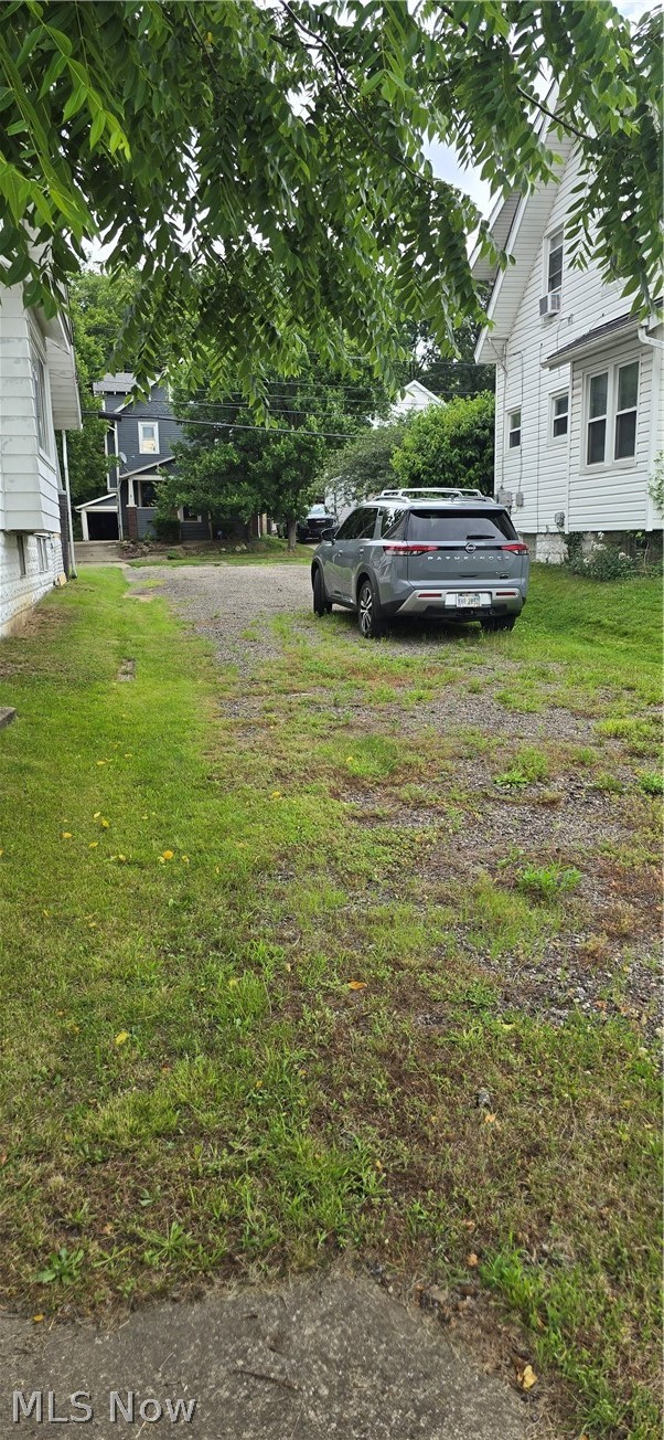 914 Dan Street Akron, OH 44310 - Photo 15 of 23 Driveway